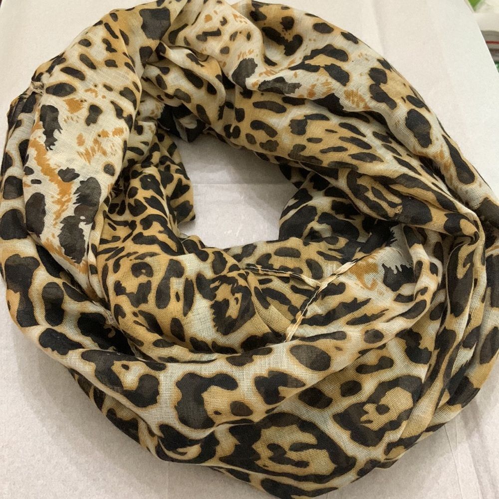 Animal print infinity scarf